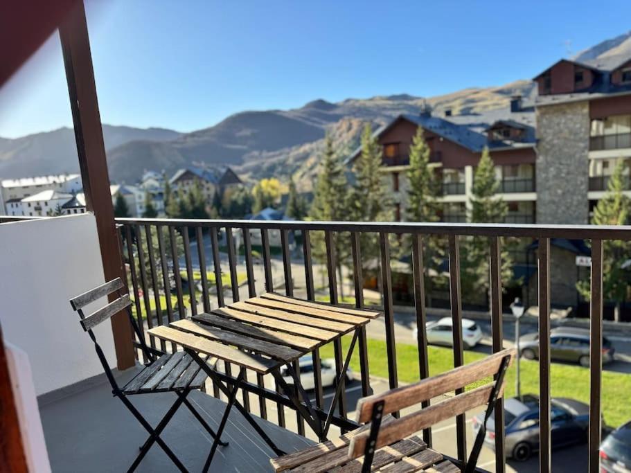 Estudio Con Increibles Vistas A La Montana En El Centro De Formigal - Esquia Sin Llaves Exterior foto